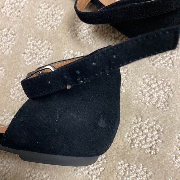 Suede black and beige flats . Size 6 . Ankle strap. - Picture 6 of 6